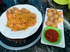 -小海豚•老字号海鲜餐厅(天涯店)