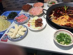 -青年火锅(吾悦广场直营店)