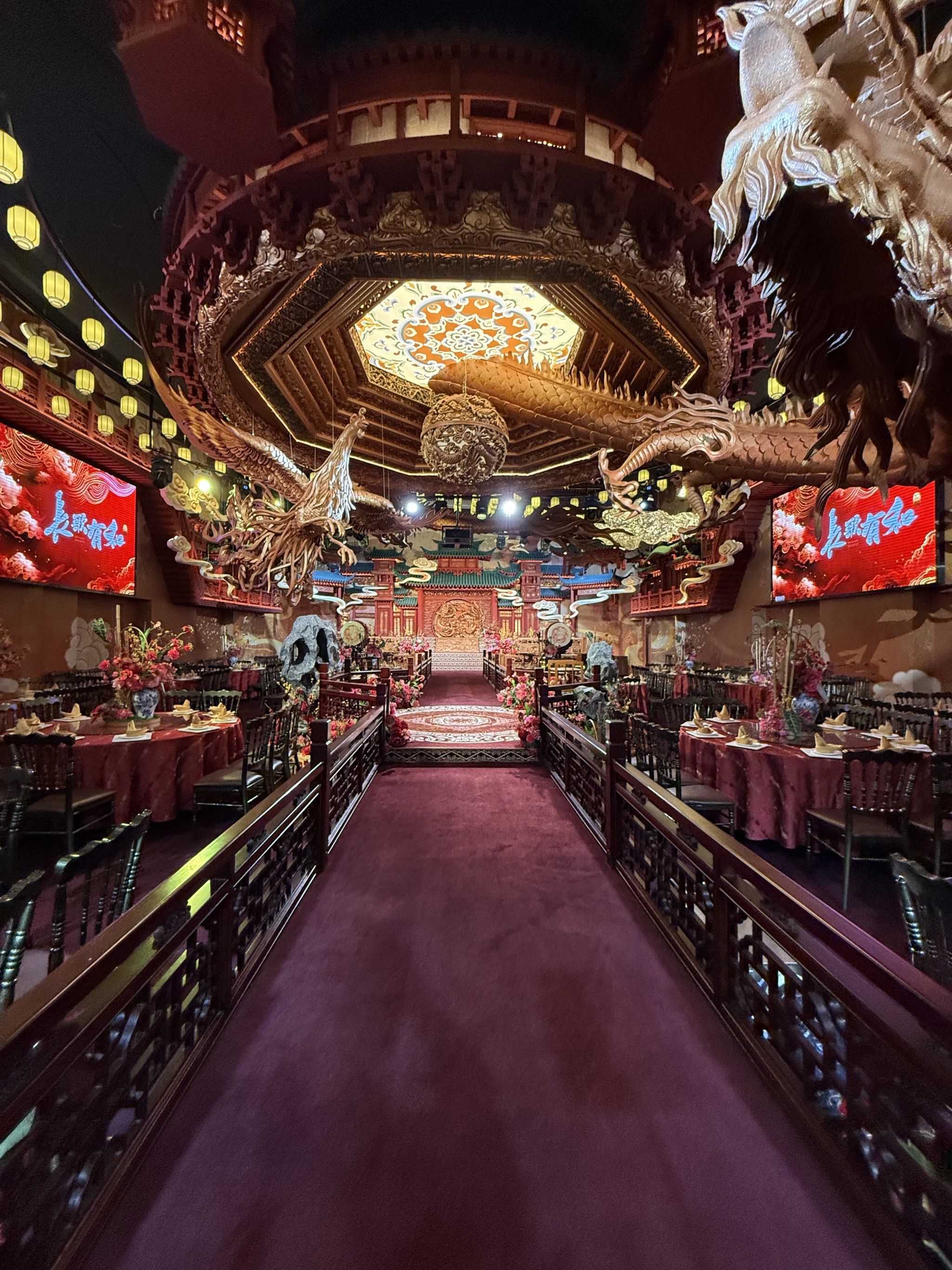 让我别选花嫁丽舍一站式婚礼酒店,呜呜呜,可这真的太难了