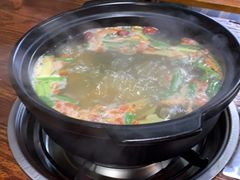 -陆记牛庄·碳锅龙虾烧烤(爱上花园店)