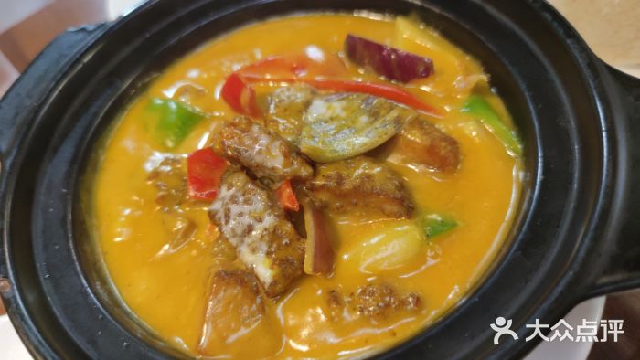 德宏记·茶餐厅(新辰里学清路店)港式咖喱猪排煲图片