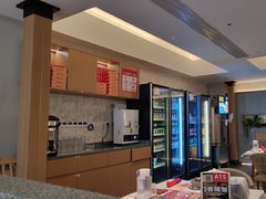 -肥肥虾庄·金牌油焖大虾(汉口城市广场店)
