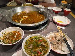 -蜀滋香鲜鱼美蛙火锅(339店)