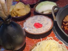 -赵美丽·重庆社区火锅·直营店(火车东站·中豪国际店)