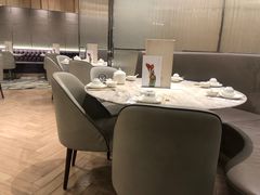 -香港百合居(LCM置汇旭辉广场店)