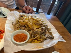 -头上红煨盐鸡·非遗院子餐厅
