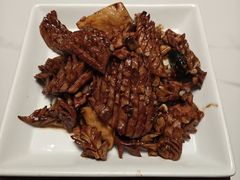 -梅飞酒家(名辉豪庭店)