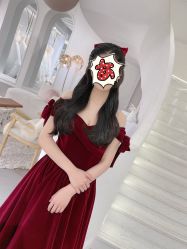 -艾米丽婚纱礼服