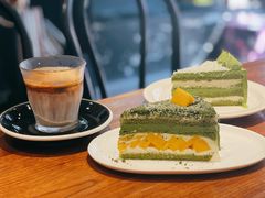芒果抹茶奶油奶酥蛋糕-black rainbow coffee
