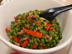 甜豆肉沫-屋里饭菜·湘菜馆(火车站店)