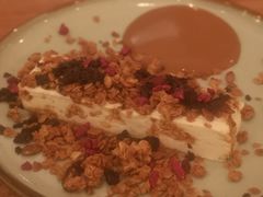 牛轧糖冰糕配太妃糖酱-RAC BAR(安福路店)