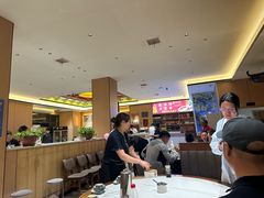 -梅利汴京烤鸭•开封豫菜地标店(东大街店)