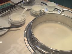 -粤顺渔坊·中山脆肉鲩火锅(清湖店)