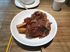 金牌酱棒骨-上关雪東北菜(中房金谊店)