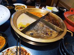 -沸炉重庆老火锅(军事博物馆店)