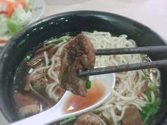 -李先生牛肉面大王(北京站售票厅餐厅)