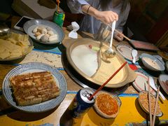 -房子红了鱼豆花重庆老火锅(广厦学院店)