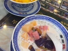 -广信牛奶甜品世家(台东店)