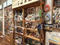 -猫的天空之城概念书店(杭州南宋御街店)