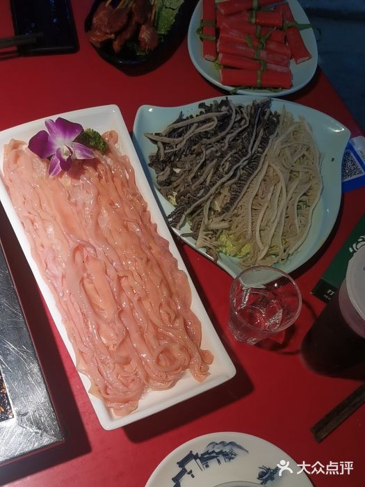 二荆条·蜀鲜汇城市森林火锅图片