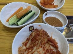 -喇喇排骨火锅·传统韩式脊骨汤(望京西园总店)