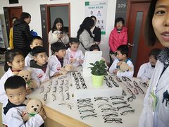 -大连何氏眼科医院