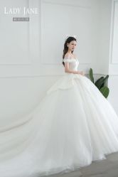 -Lady  Jane高端婚纱礼服馆
