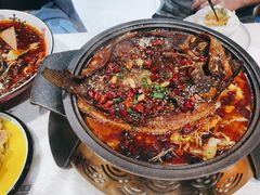-辣小妮de川菜馆(红旗Mall店)