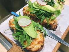 丹麦开放三文治配吞拿鱼&牛油果-农畉LONFOOD(福田星河COCOPark店)