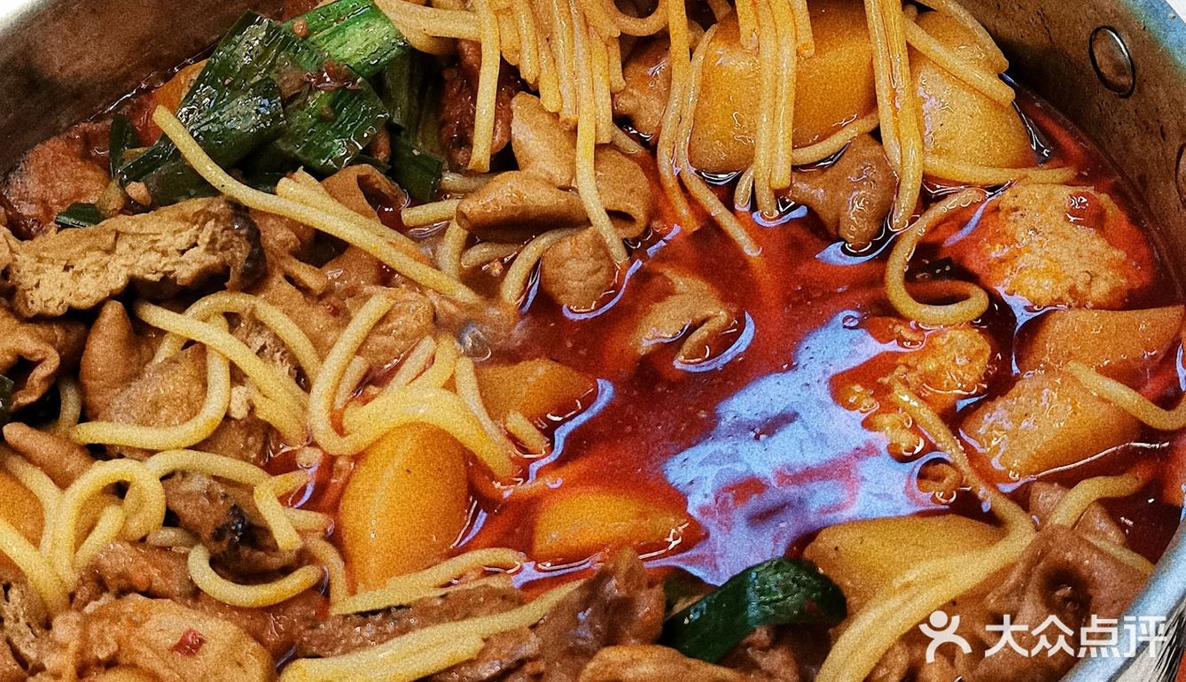 南昌首家臭豆腐肥肠牛蛙锅✨太“香”了‼️