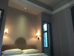 红墨咖啡旅馆(杨桃院子红墨店)-杨桃院子旅馆(厦门鼓浪屿中华红墨店)
