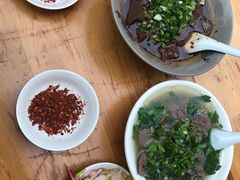 -杨三娘跷脚牛肉(羊子山西路店)