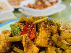 鱼腩鱼骨焖凉瓜-众源美食(光复阁店)