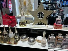 -Dior迪奥(上海世茂广场店)