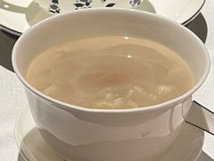 雪梨百合炖赤肉-炳胜品味(海印总店)