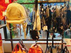 -lululemon(比斯特购物村店)