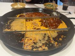 -岗上渣渣老火锅(两路口店)