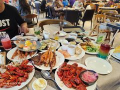 -东方红海鲜百汇(国际大厦店)