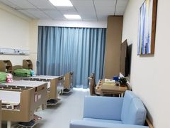 -奉贤东方美谷金汇敬老院·医护康复·日月星连锁(奉贤院)