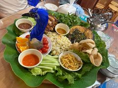-沐毫傣泐云南菜孔雀宴•手抓饭傣味烧烤(曼听公园店)
