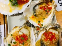 烤湛江生蚝（4个/份）-木屋烧烤(坂田天安云谷店)