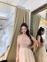 点击看大图 -月月婚纱礼服仓储店(王府井店)