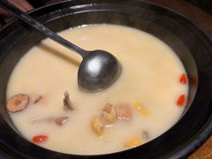 -乔街深夜食堂·小龙虾·高压锅生蚝(杭州总店)