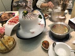 -海上明月海鲜火锅 鲜切牛肉