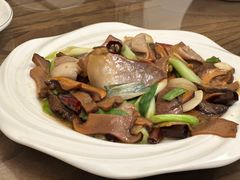诺邓火腿炒牛肝菌-郭氏沙坝鱼庄＆白族特色菜