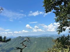 -九鼎铁刹山风景区