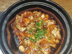 砂锅碟鱼头-双合园·海鲜水饺青岛菜(万佳广场店)