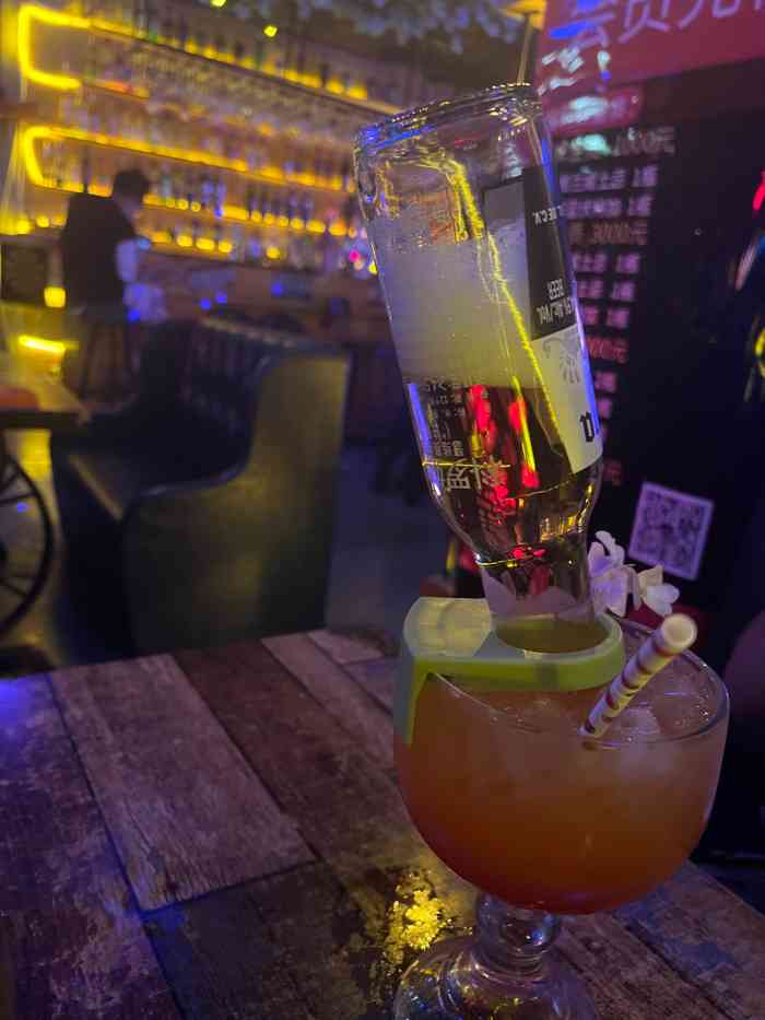 遇见meet音乐酒吧(昌平鼓楼店)-"环境优雅,酒水香浓可口,服务态度一流