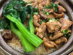 北菇滑鸡煲仔饭-煲煲掂风味煲仔饭餐厅(西区店)