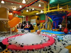 -泛尼尼儿童乐园(文化广场店)